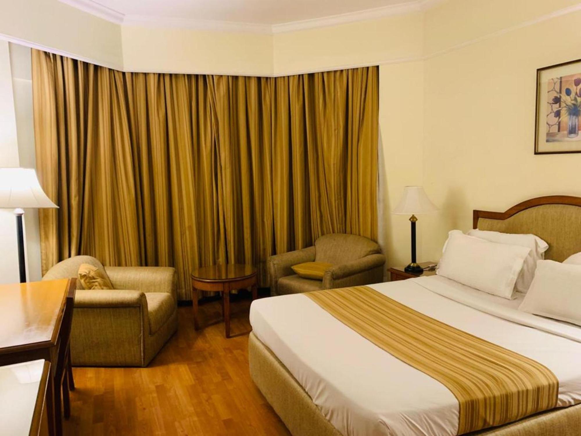 Katriya Hotel And Tower Haïdarabad Extérieur photo