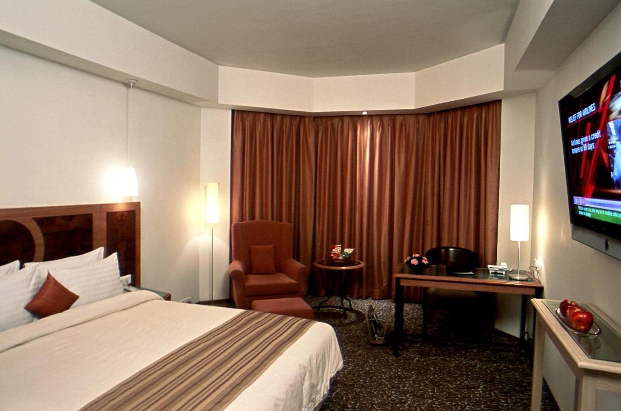 Katriya Hotel And Tower Haïdarabad Extérieur photo